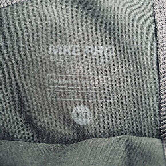 Nike Pro Leggings Women XS Black Training Capri Workout Compression Gym Athletic - Picture 4 of 10